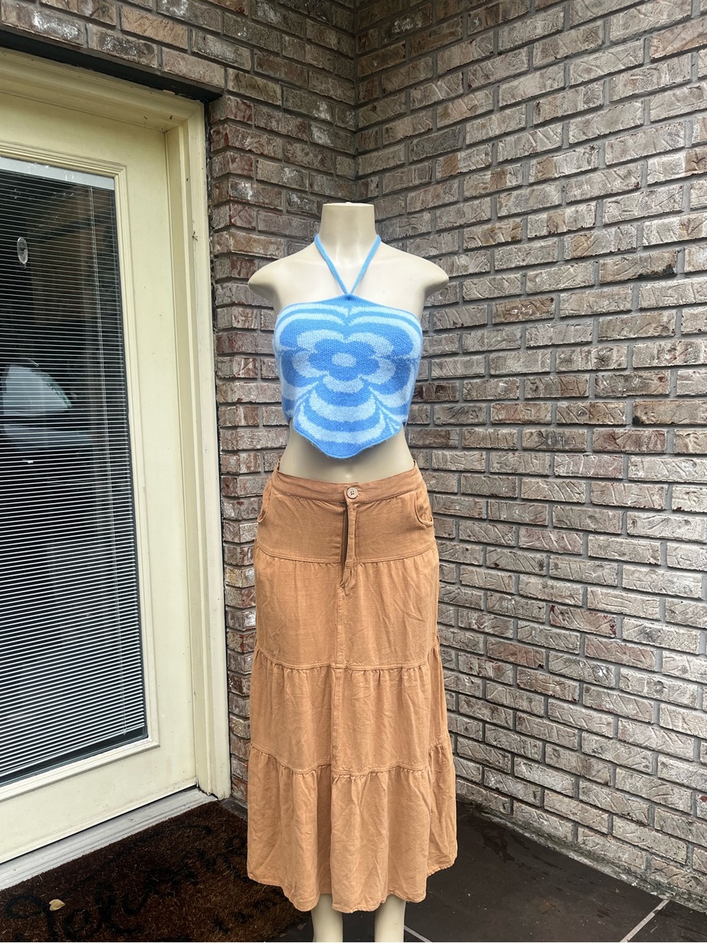 No Comment Blue Knit Flower Halter Top Size Medium – Boho Y2K Crop